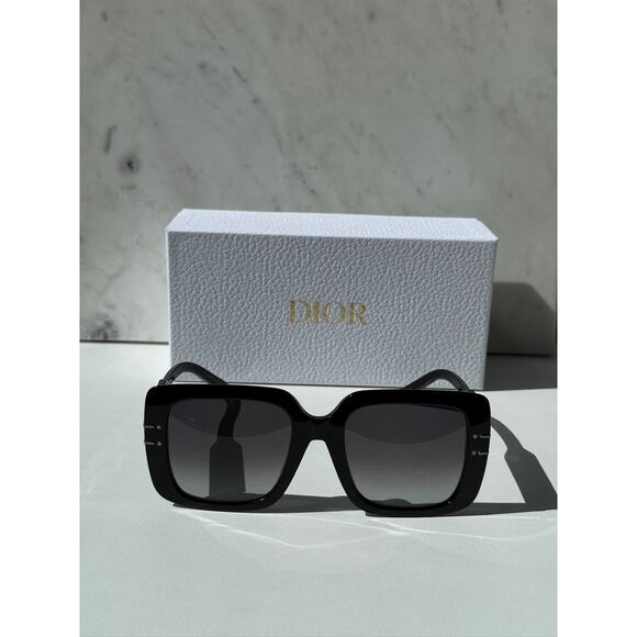 NEW Dior Signature S11F Logo Square Sunglasses in Black main image 8